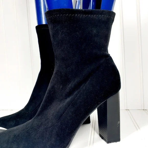 Forever 21 Faux Suede Metal-Toe Booties E311 - Picture 4 of 14